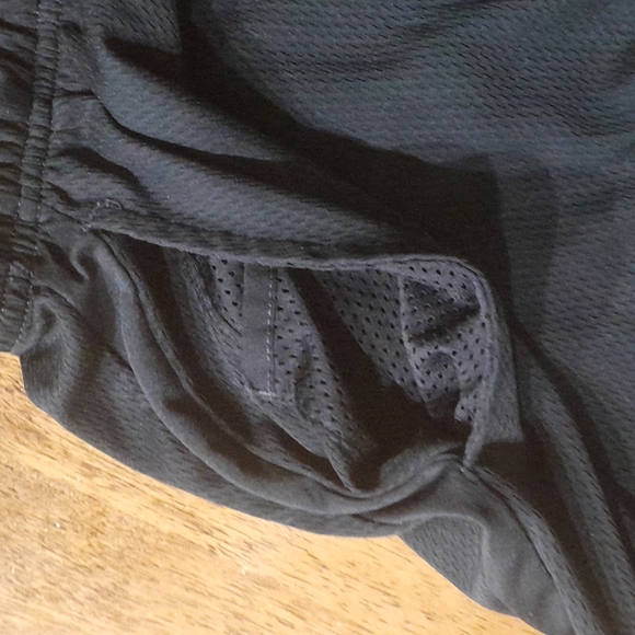 Nike basketball shorts - Picture 4 of 4